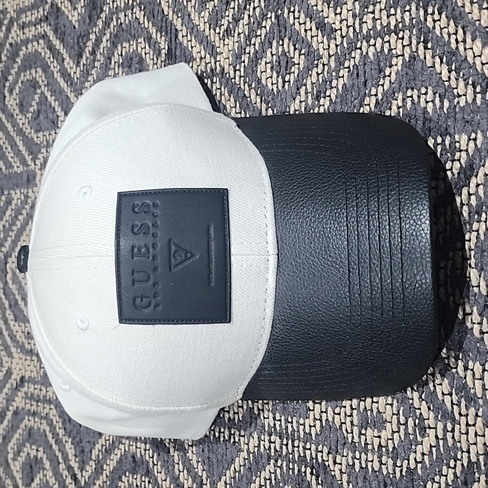 Guess Los Angeles Wool Blend Adjustable Snap Back Hat